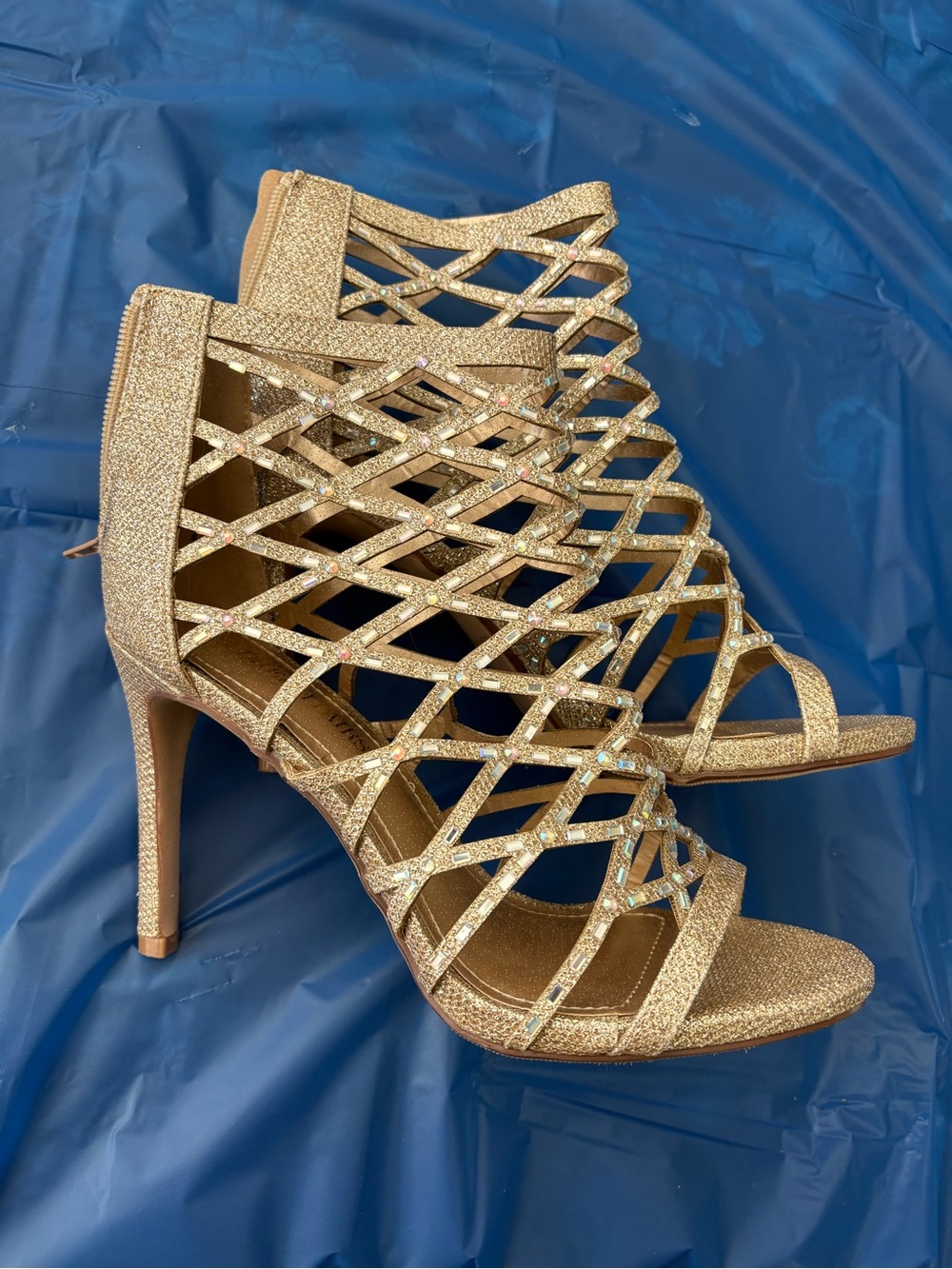 Women's Strappy Gemstone High Heel Sandals - Gold